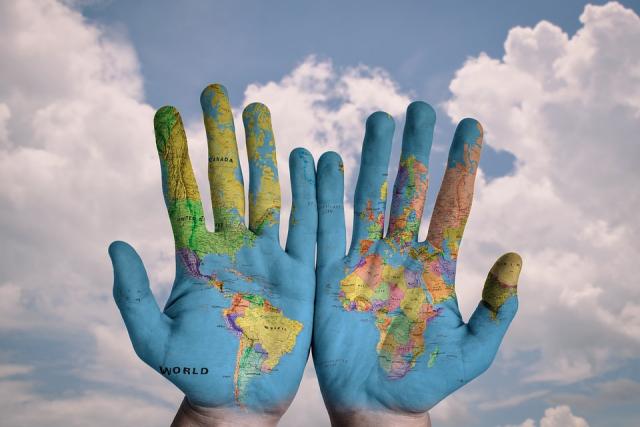 Tackling World Issues by Fostering Global Competence in the Classroom