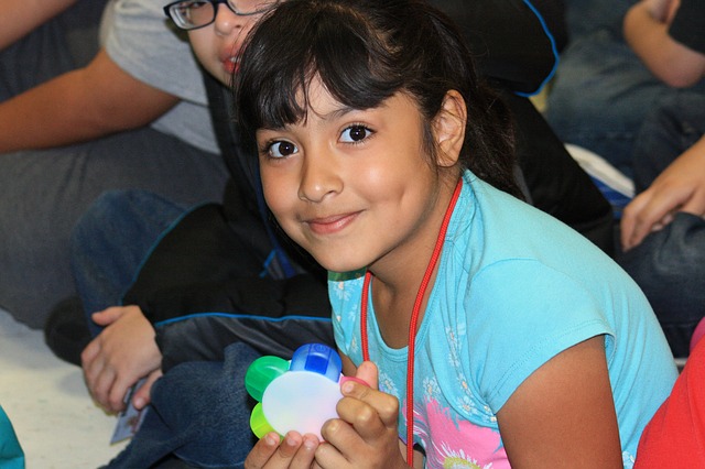 What is a Biography? History with  Simon Bolivar, Jose Marti, and Cezar Chavez