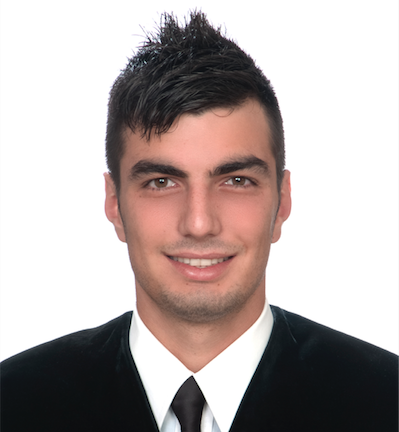 Adrià Paredes Borrell